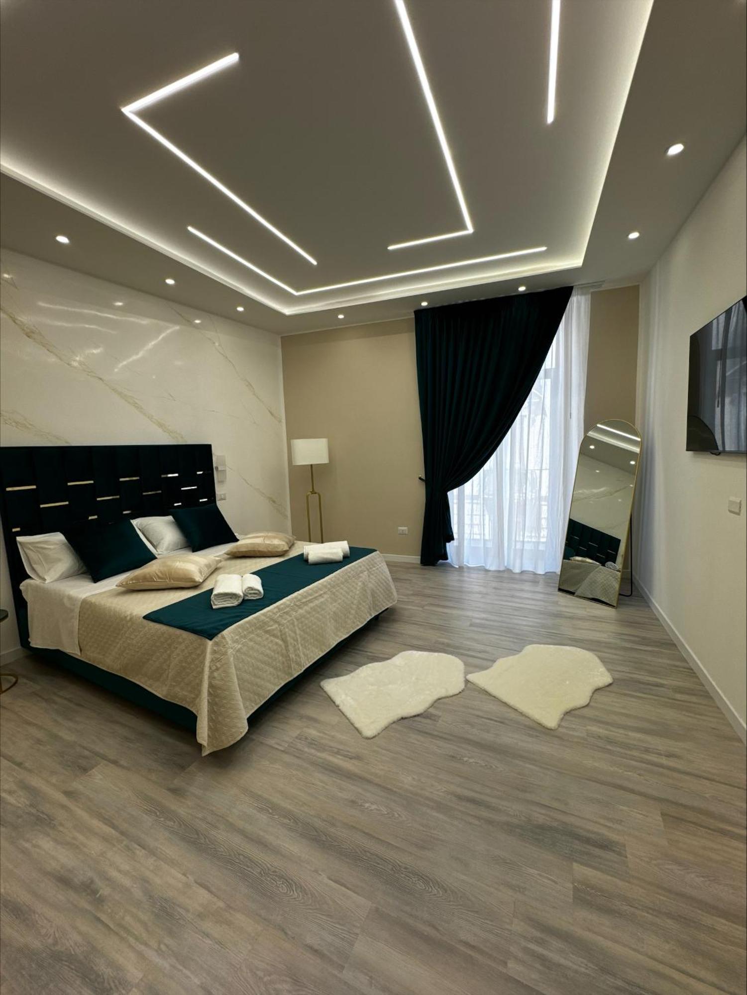 Matthias Luxury House Hotel Catania Bagian luar foto