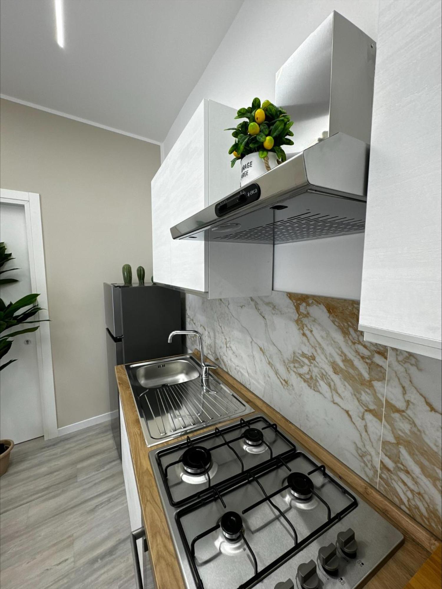Matthias Luxury House Hotel Catania Bagian luar foto