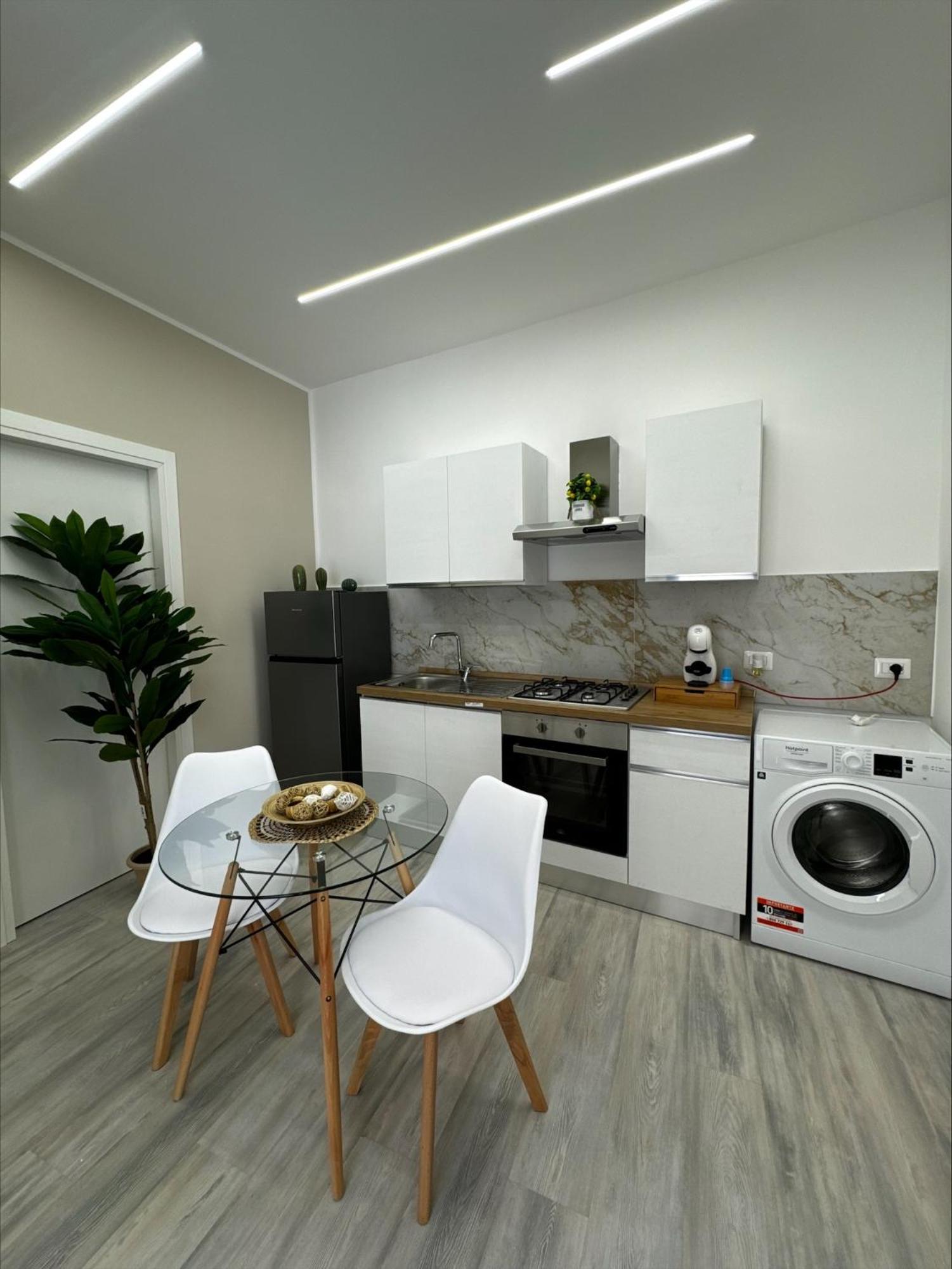 Matthias Luxury House Hotel Catania Bagian luar foto